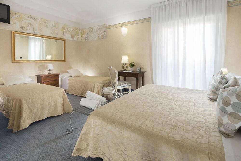 Hotel Apollo 리치오네 외부 사진