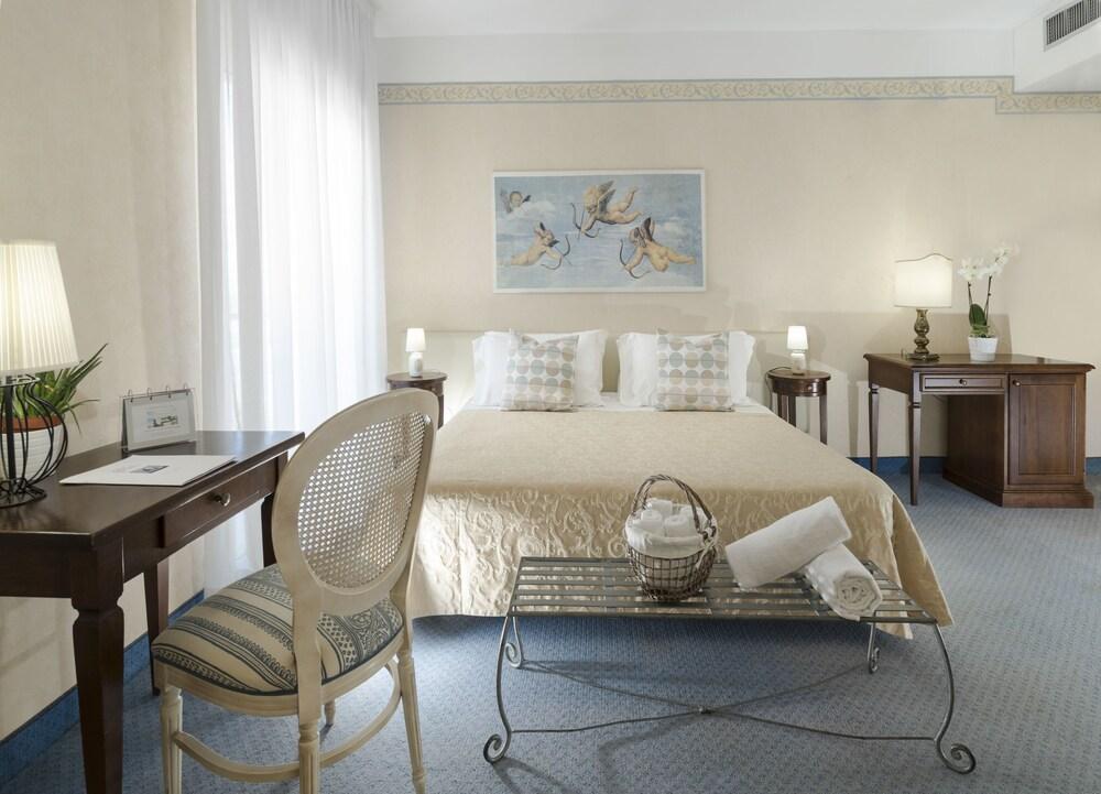 Hotel Apollo 리치오네 외부 사진