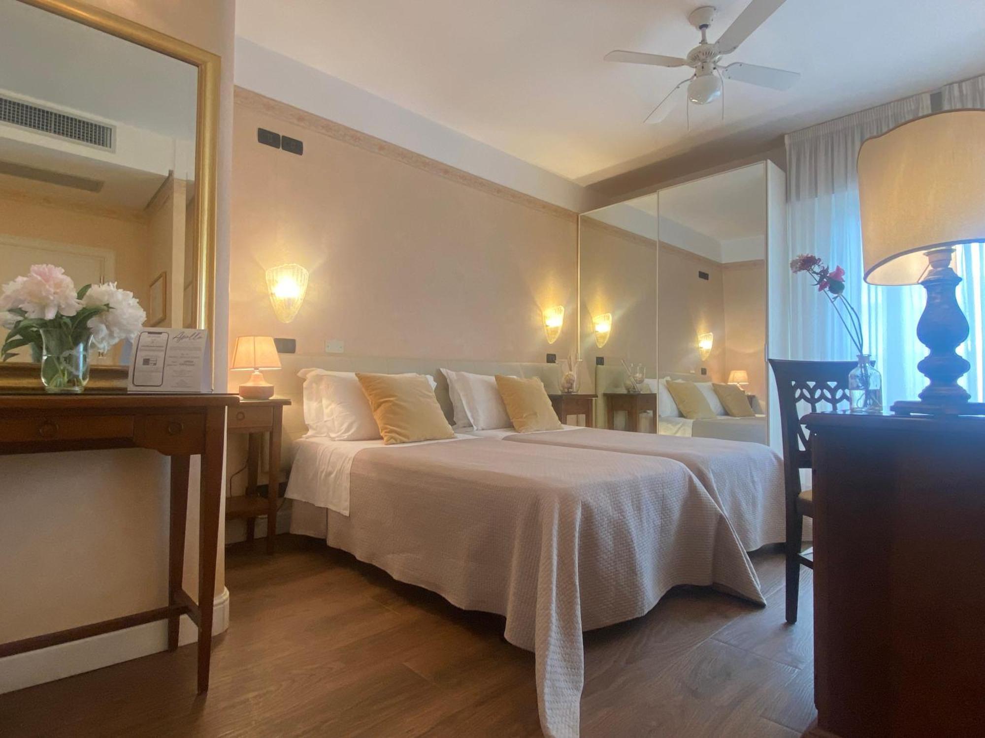 Hotel Apollo 리치오네 외부 사진